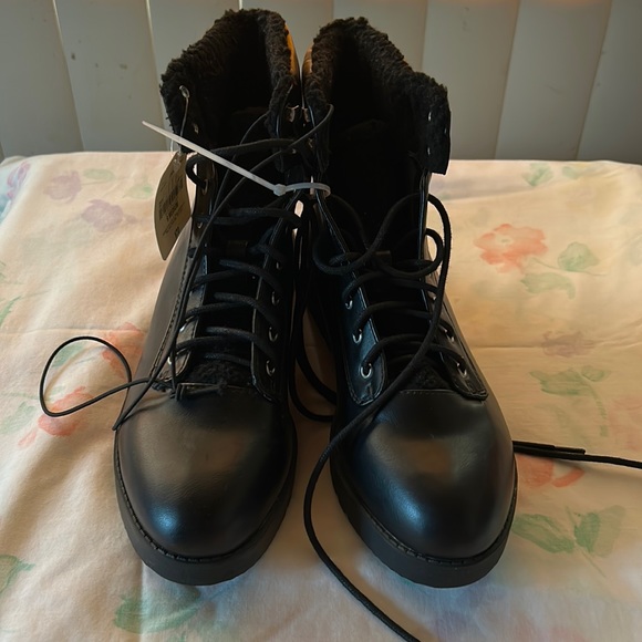 Boots - Picture 1 of 8